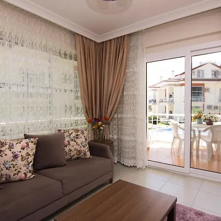 アパート Koerfez Garden